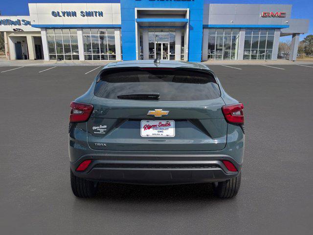 used 2025 Chevrolet Trax car, priced at $23,595