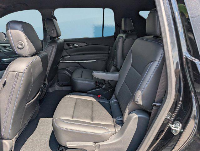 used 2025 Chevrolet Traverse car, priced at $42,595