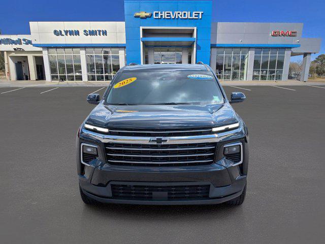 used 2025 Chevrolet Traverse car, priced at $42,595
