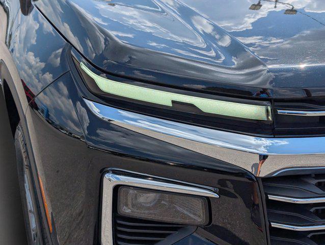 used 2025 Chevrolet Traverse car, priced at $42,595