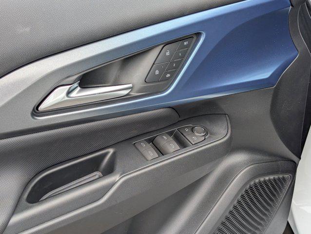 new 2025 Chevrolet Equinox EV car, priced at $42,190