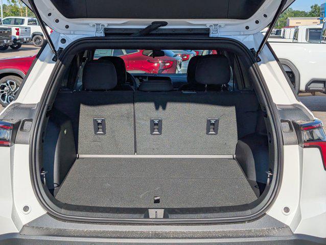 new 2026 Chevrolet Equinox car, priced at $26,995