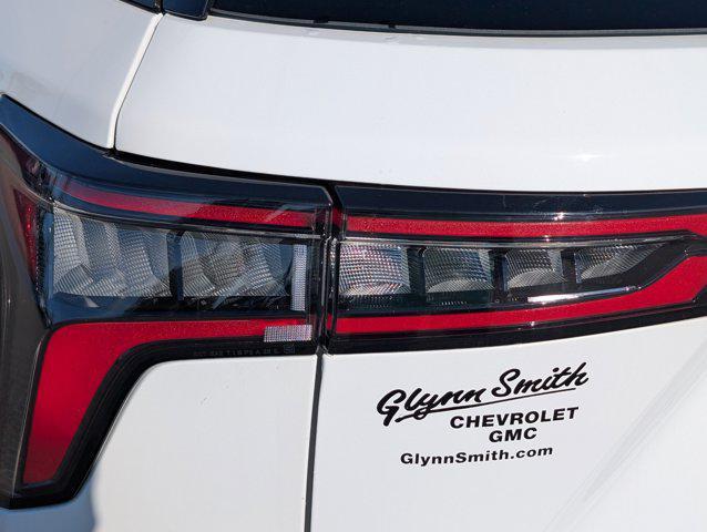 new 2026 Chevrolet Equinox car, priced at $26,995
