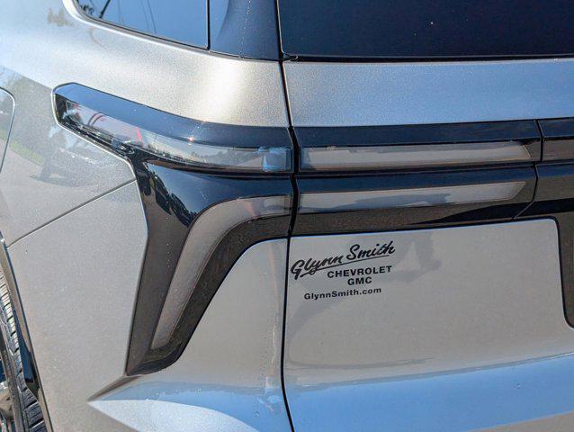 new 2026 Chevrolet Traverse car, priced at $54,835