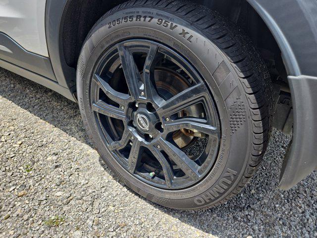 used 2022 Nissan Kicks car