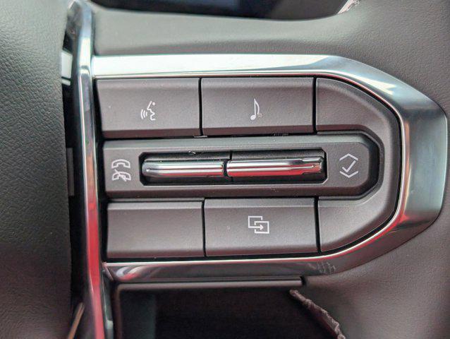 new 2025 GMC Canyon car, priced at $38,930