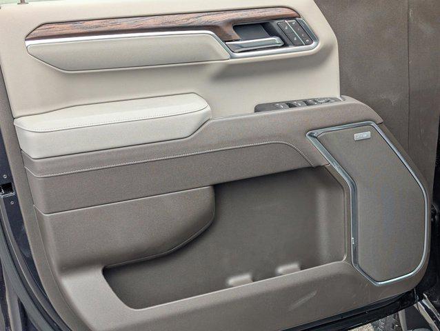 new 2025 GMC Sierra 1500 car, priced at $55,520