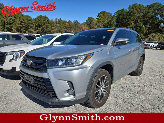 used 2018 Toyota Highlander car, priced at $21,595