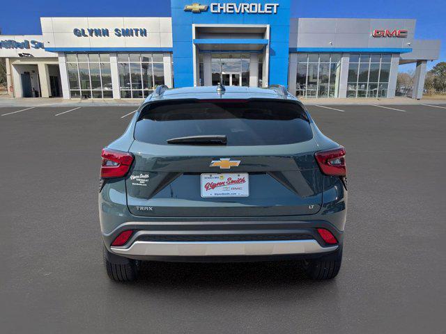 new 2025 Chevrolet Trax car, priced at $22,590
