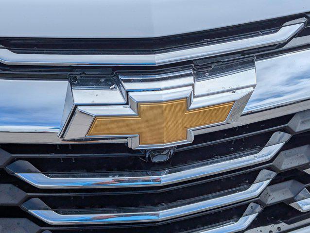 new 2026 Chevrolet Equinox car, priced at $27,035