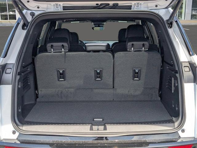 new 2025 Chevrolet Traverse car, priced at $54,230