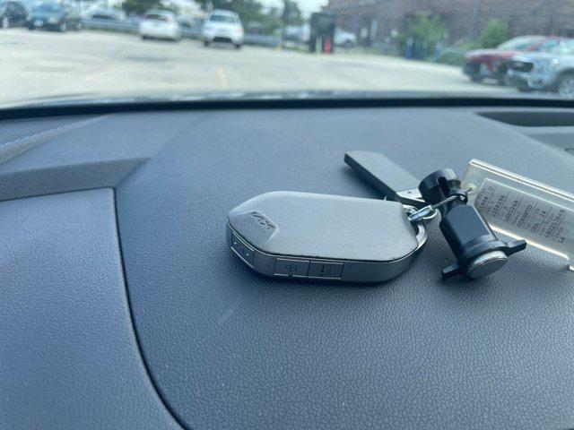 used 2024 Kia Sorento car, priced at $29,028
