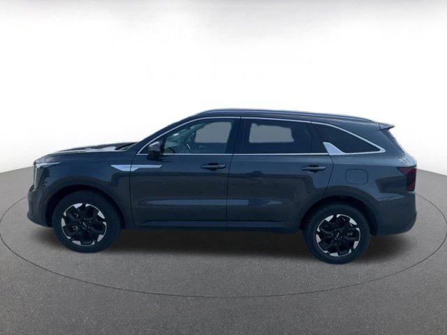 used 2024 Kia Sorento car, priced at $29,028