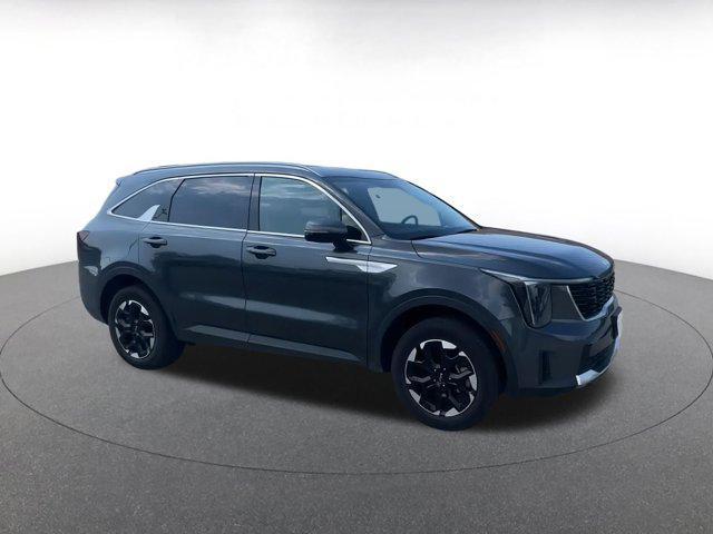 used 2024 Kia Sorento car, priced at $29,028