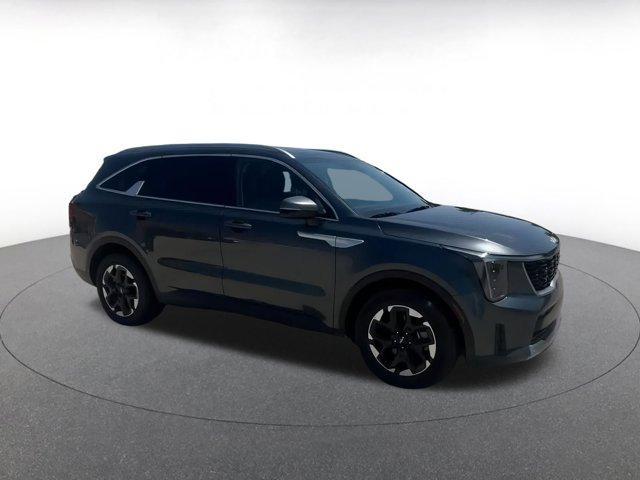 used 2024 Kia Sorento car, priced at $28,343