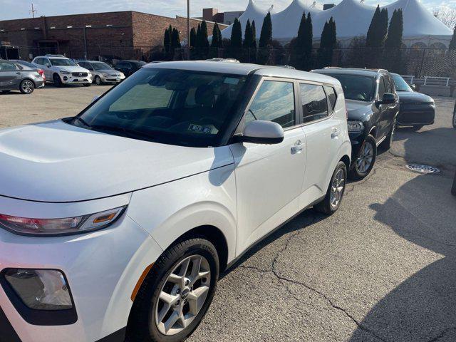 used 2022 Kia Soul car, priced at $14,395