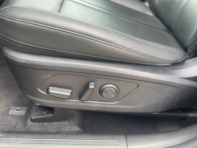used 2024 Kia Sorento car, priced at $30,012