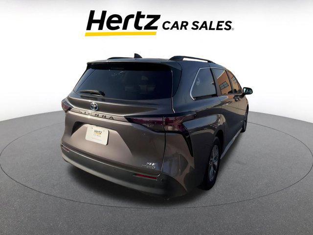 used 2023 Toyota Sienna car, priced at $36,444