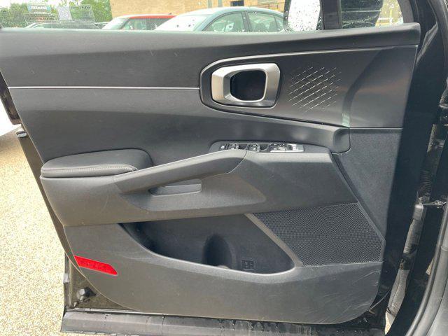 used 2024 Kia Sorento car, priced at $28,624