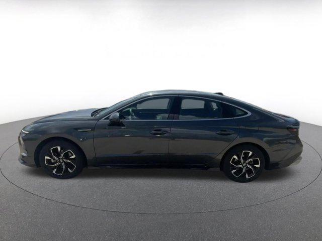 used 2024 Hyundai Sonata car, priced at $22,322