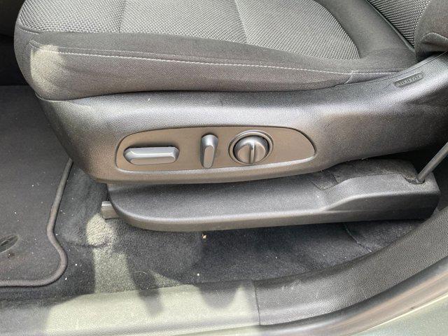 used 2023 Chevrolet Traverse car, priced at $24,506