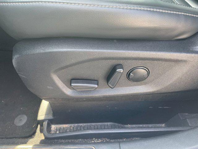used 2024 Ford Edge car, priced at $23,400