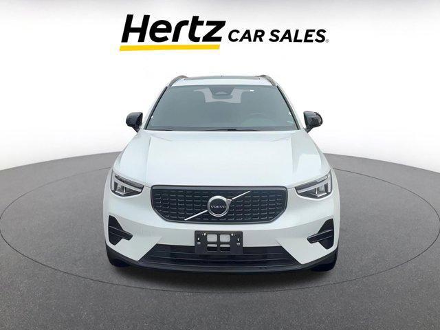 used 2024 Volvo XC40 car, priced at $29,291