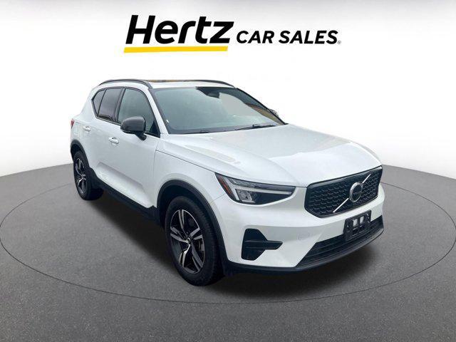 used 2024 Volvo XC40 car, priced at $29,291