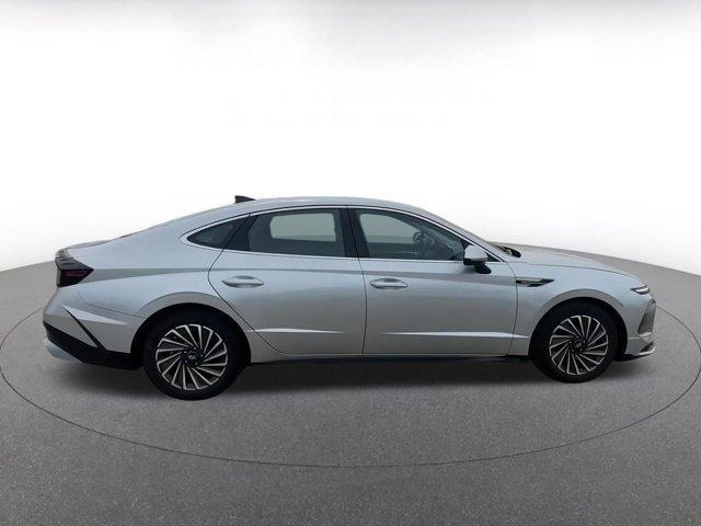 used 2024 Hyundai Sonata Hybrid car, priced at $25,227