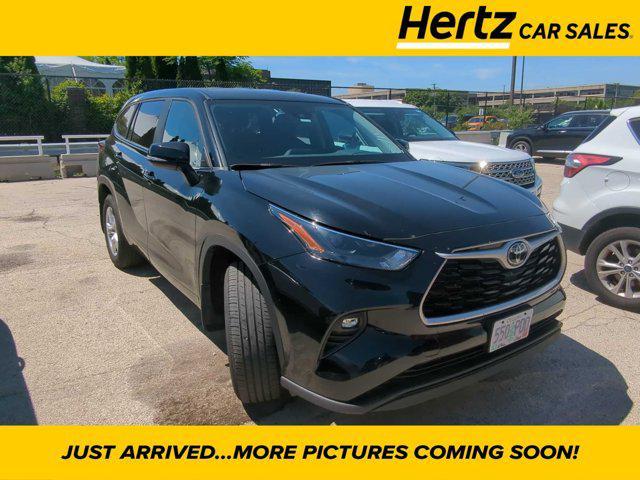 used 2023 Toyota Highlander car, priced at $32,562