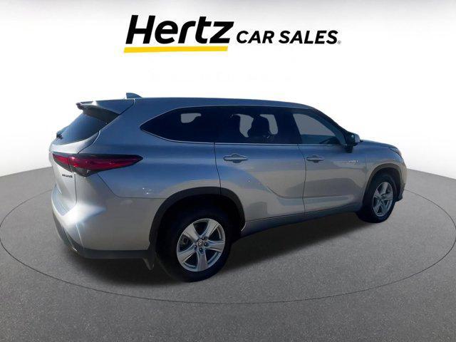 used 2021 Toyota Highlander Hybrid car, priced at $31,569