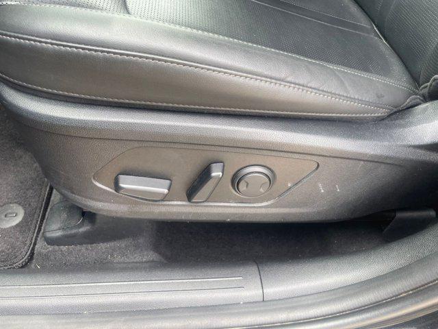 used 2024 Kia Sorento car, priced at $29,176