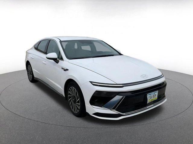used 2024 Hyundai Sonata Hybrid car, priced at $23,592