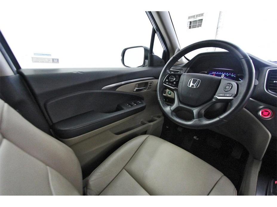 used 2021 Honda Pilot car, priced at $29,900