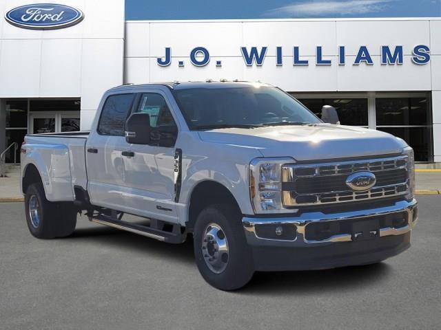 new 2025 Ford F-350 car, priced at $74,750