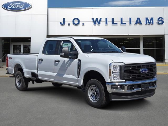 new 2025 Ford F-250 car, priced at $55,640