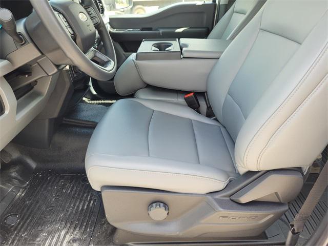 new 2025 Ford F-250 car, priced at $64,830