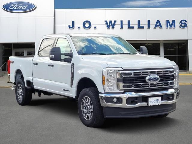 new 2025 Ford F-250 car, priced at $65,772