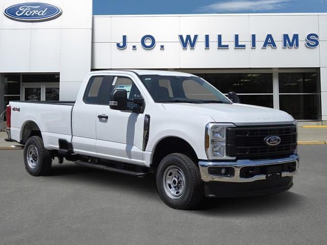 new 2025 Ford F-250 car, priced at $53,070