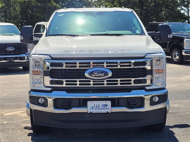 new 2025 Ford F-350 car, priced at $63,440