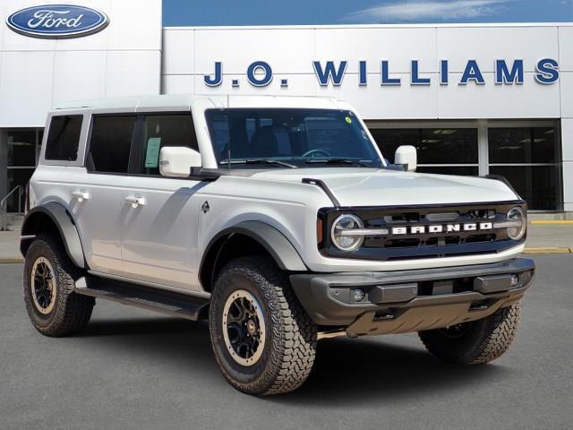 new 2025 Ford Bronco car, priced at $59,575