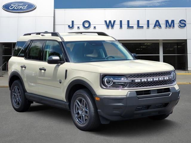 new 2025 Ford Bronco Sport car, priced at $31,251
