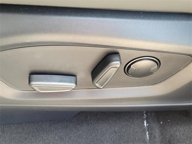 new 2025 Ford Explorer car, priced at $43,690