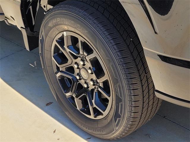 new 2025 Ford F-150 car, priced at $44,061
