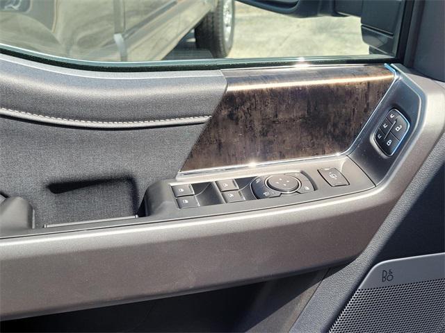 new 2025 Ford F-250 car, priced at $81,875