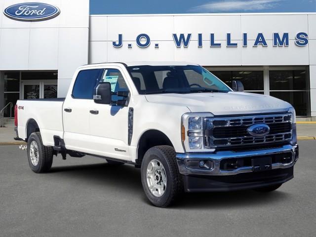 new 2025 Ford F-250 car, priced at $67,730