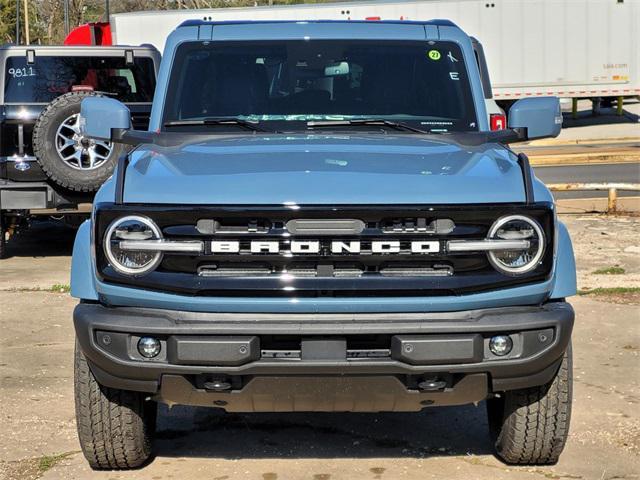 new 2024 Ford Bronco car, priced at $54,307