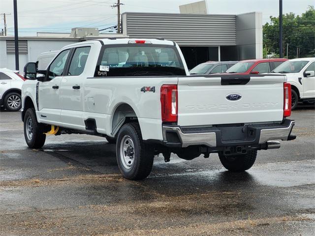 new 2025 Ford F-250 car, priced at $62,334
