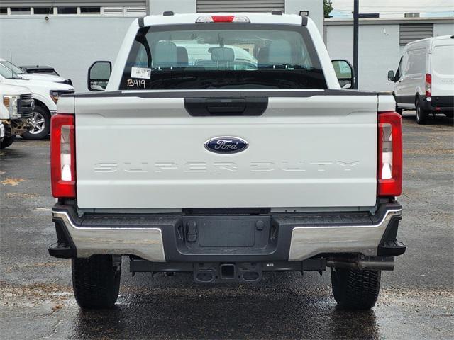 new 2025 Ford F-250 car, priced at $62,334