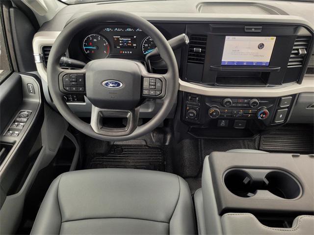 new 2025 Ford F-250 car, priced at $62,334